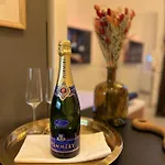 Апартаменты Le Gatsby - Cosy Flat - Jacuzzi - Санлис