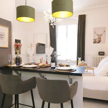 Le Gatsby - Cosy Flat - Jacuzzi - Senlis * Senlis (Oise)