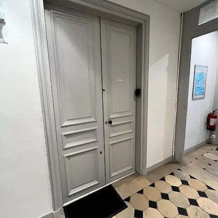 Le Gatsby - Cosy Flat - Jacuzzi -