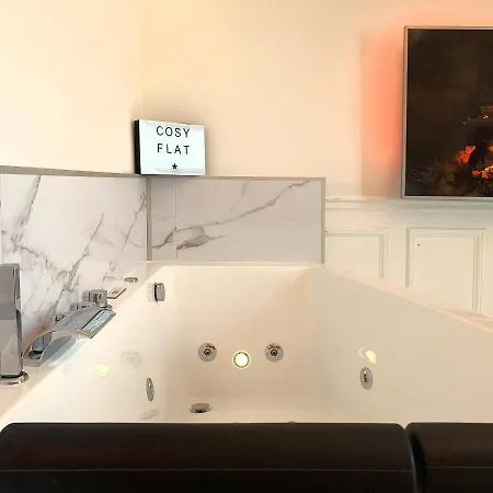 Le Gatsby - Cosy Flat - Jacuzzi - Апартаменты